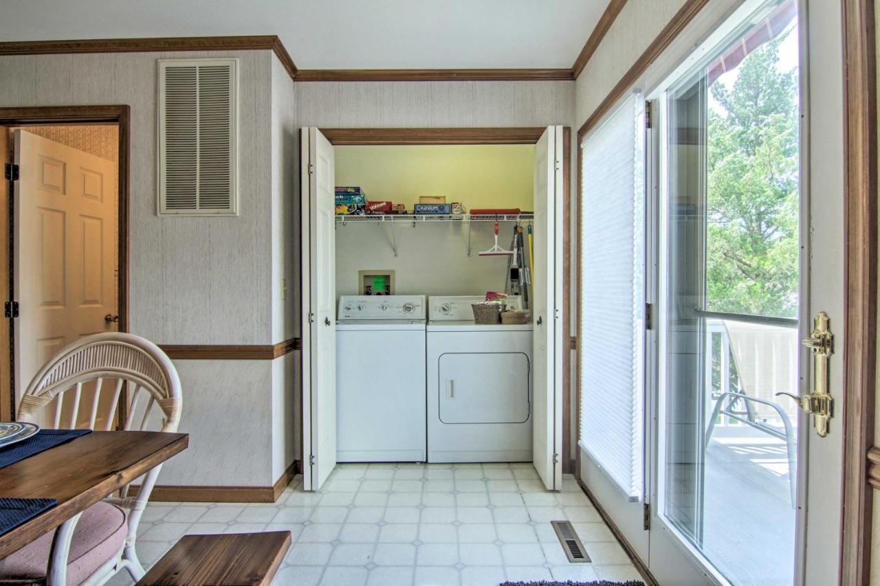 Canal-Front Ocean City Getaway With Deck And Dock! Ocean Pines Exteriör bild